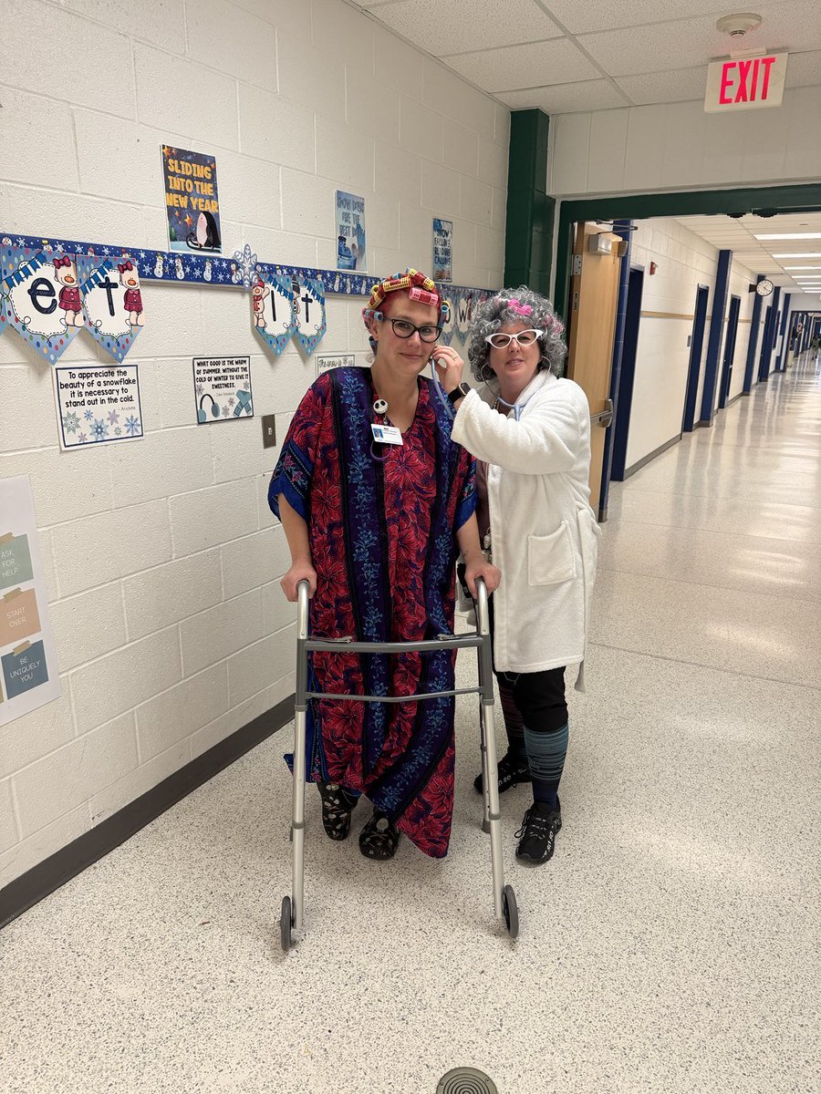 100th Day of School Fun here at Arrowhead! #vbschools