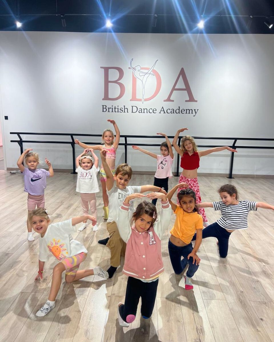 BDA_GCC's tweet image. 🌼 Spring Dance Camp was a blast! From ballet to hip hop, acrodance &amp;amp; more our campers shone! Huge thanks to our team for an unforgettable experience. 

#kidsdanceclassesdubai #dubaikidsactivities #danceclassesforkids #adultdanceclasses #britishdanceacademy #danceclasses