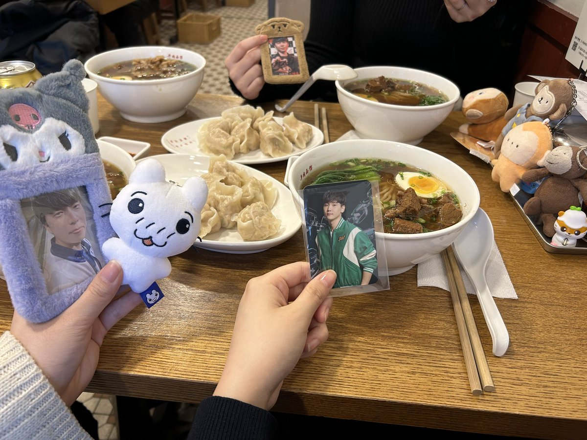 sendlovesw's tweet photo. 롤대녀체험(스타크래프트2를켜며) https://t.co/Xo7GmMyLNW