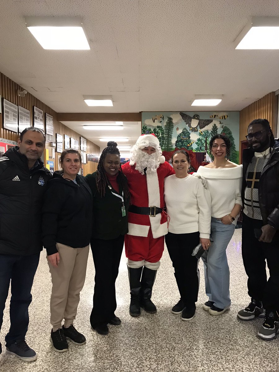 Memories…Stilecroft’s Holiday Craft &amp; Pancake/Cocoa Event on Dec.12/24. Thanks to participants, staff, volunteers, Santa, School Council, Adult ESL, Daycare, CSW Babak N., Nurse Hilary O., Nutrition Liaison Mary M &amp; Stella.<a href="/DomenicGiorgi/">Domenic Giorgi</a>;<a href="/TDSB_CSW/">Parent/Caregiver & Community Engagement Workers</a>;<a href="/TFSS_/">TFSS</a> ;<a href="/LC1_TDSB/">Learning Centre 1</a>;<a href="/TDSB_MHWB/">TDSB Well-Being</a>