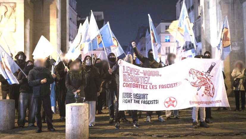 rotefahnenews's tweet photo. Faschistischer Angriff auf Vereinslokal der türkischen Immigranten in #Paris
Gestern wurde der Kulturvereins der türkischen Immigranten (#ACTIT) von etwa 30 Neofaschisten angegriffen. Ein Genosse von @FRYoungStruggle wurde erheblich verletzt #actitantifa
https://t.co/47jVqvudzv https://t.co/r9R7IA9Lg5