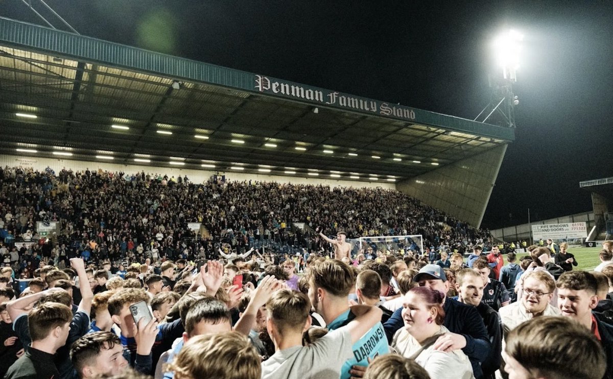 Andrew Barrowman tweet media