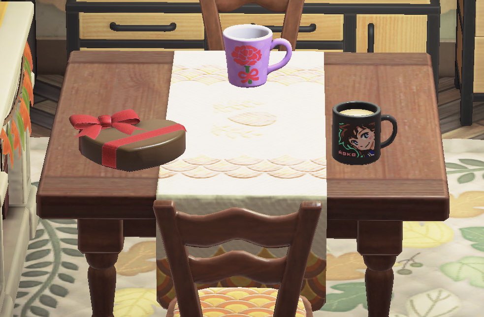 クローバ邸のダイニングにバレンタインチョコと青子印のマグカップが！

よかったねクローバ🍀
 #ミスター・なが島