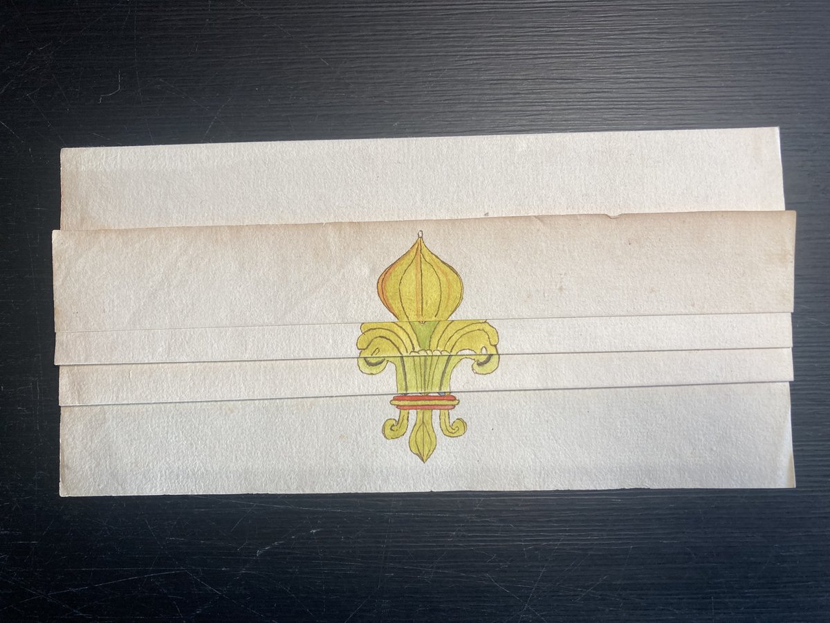 Historia_Social's tweet photo. Una flor de lis (símbolo realista) que se desdobla para descubrir un retrato de Napoleón 🦅🇫🇷

No os perdáis la web de #ObjetsPol sobre los objetos políticos en la Era de las Revoluciones 

https://t.co/JmtDoU6Z9F https://t.co/RcrjPFUung