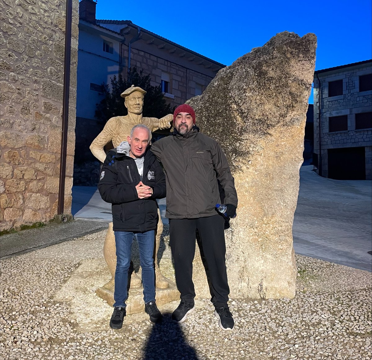 CryptoDomAlts's tweet image. 🔵Este fin de semana, la vivienda El Olivo disfrutó de una fantástica excursión en plena naturaleza.

👉🏼Visitaron Hontoria de la Cantera y recorrieron el sendero minero de San Adrián de Juarros.

💙 ¡Un plan perfecto para disfrutar del buen tiempo, aire libre y la compañía!