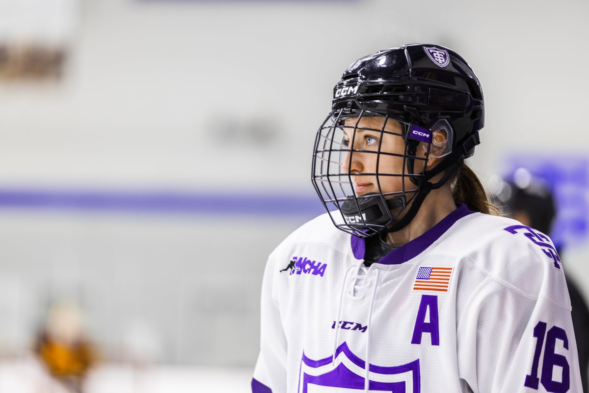 TommieWHockey's tweet photo. Next up, @stenslielaur14!

Lauren comes to the rink everyday with energy and a competitive spirit  - countless memories made in Purple! 💜

#RollToms https://t.co/YCSlYskE19