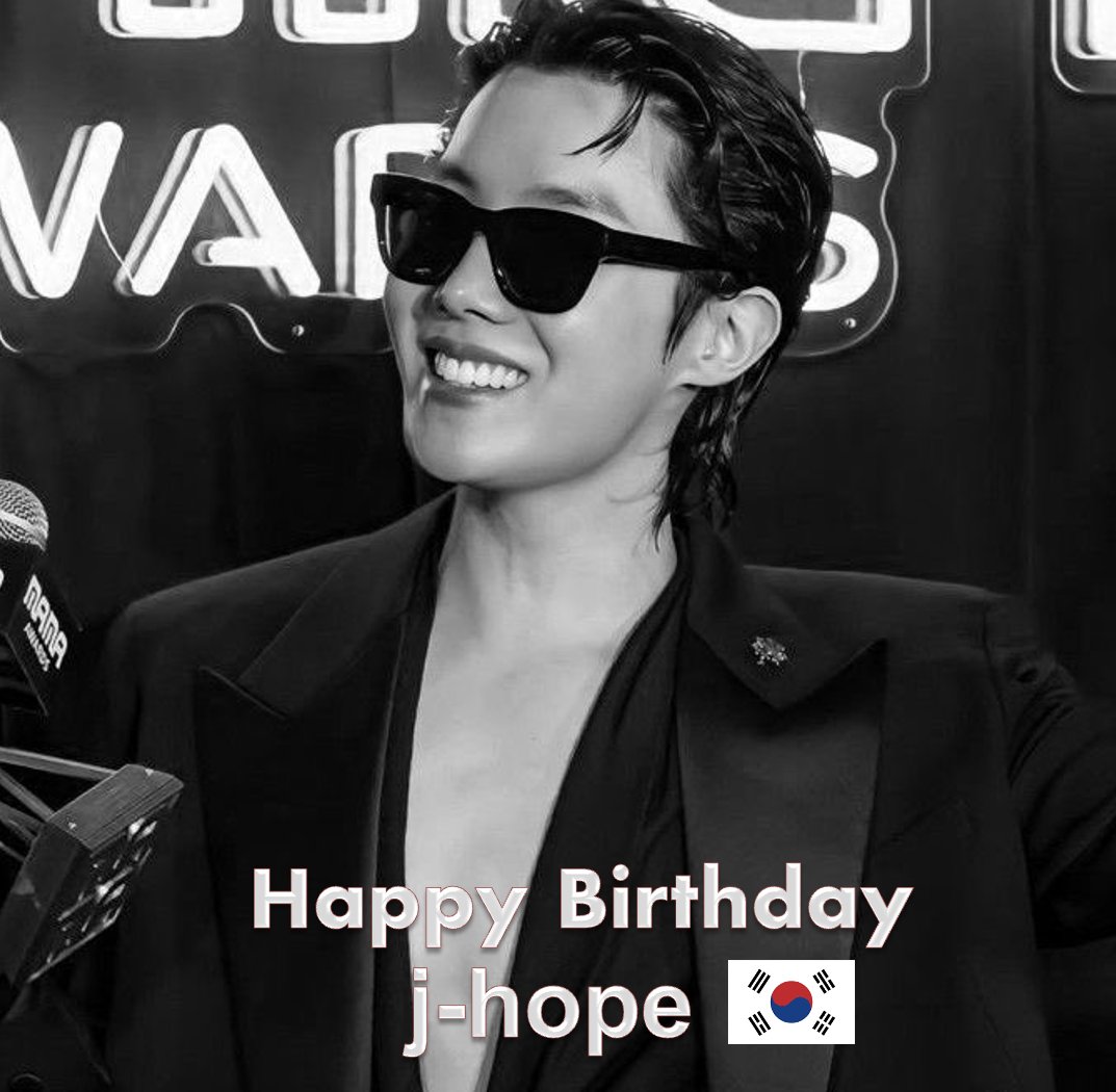 WORLDMUSICAWARD's tweet image. Happy 31st Birthday to the gorgeous, super talented chart-topping, record-breaking, history-making, award-winning Million-seller rapper, singer, songwriter, dancer, record producer, choreographer  &amp;amp; Fashion &amp;amp; Global Icon, the One &amp;amp; Only #jhope who rings in his birthday, trending…
