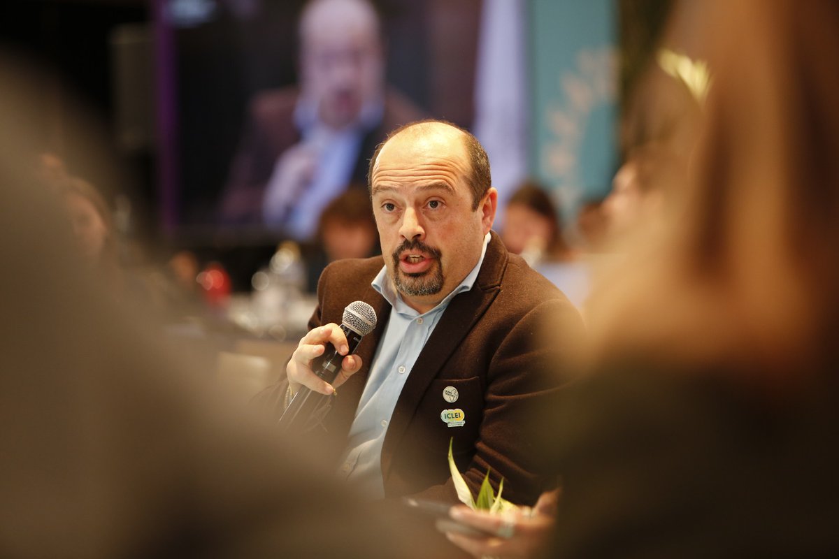 Global Taskforce (@globaltaskforce) on Twitter photo 🔴🔵 Yunus Arikan, Director of Global Advocacy, <a href="/ICLEI_advocacy/">Yunus Arikan</a>
💬We should think beyond the status quo & speak loudly to ensure the new multilateralism is more inclusive & goes where we want it to. We should continue to reinforce the relation of member states & our constituency. 🔴🔵 Yunus Arikan, Director of Global Advocacy, <a href="/ICLEI_advocacy/">Yunus Arikan</a>
💬We should think beyond the status quo & speak loudly to ensure the new multilateralism is more inclusive & goes where we want it to. We should continue to reinforce the relation of member states & our constituency.
