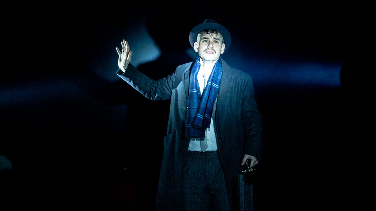 REVIEW: THE PASSENGER by Nadya Menuhin at <a href="/finborough/">Finborough Theatre</a> 10 February – 15 March 2025 <a href="/passengerplay25/">The Passenger</a> 
Chris Lilly • 17 February 2025

‘there’s no safe place’ ★★★★ ½ 

londonpubtheatres.com/review-the-pas…