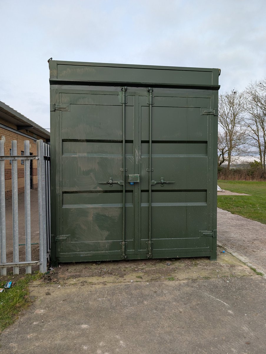 Torquespeed FC (@torquespeedyfc) on Twitter photo Supported by <a href="/FootballFoundtn/">Football Foundation</a> , club fundraising & the site team at <a href="/ThurstableSch/">Thurstable School</a> for giving us space, we are now proud custodians of a new storage container for club equipment.
Our extended thanks to you.
Thank you <a href="/LionContainers/">Lion Containers Ltd</a> for delivery too.
COME ON YOU ORANGE
🧡🖤🧡 Supported by <a href="/FootballFoundtn/">Football Foundation</a> , club fundraising & the site team at <a href="/ThurstableSch/">Thurstable School</a> for giving us space, we are now proud custodians of a new storage container for club equipment.
Our extended thanks to you.
Thank you <a href="/LionContainers/">Lion Containers Ltd</a> for delivery too.
COME ON YOU ORANGE
🧡🖤🧡