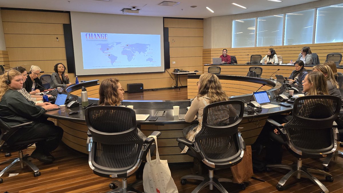 Secretaría de la Mujer (@secredistmujer) on Twitter photo #AEstaHora realizamos la apertura de la semana de talleres sobre género y seguridad en el transporte público en Bogotá, en el marco del proyecto de cooperación internacional en alianza con @citieschange, red de ciudades feministas y #PUBLICA, firma londinense de diseño urbano. #AEstaHora realizamos la apertura de la semana de talleres sobre género y seguridad en el transporte público en Bogotá, en el marco del proyecto de cooperación internacional en alianza con @citieschange, red de ciudades feministas y #PUBLICA, firma londinense de diseño urbano.