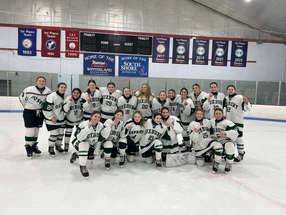 Julianne Landry tweet media