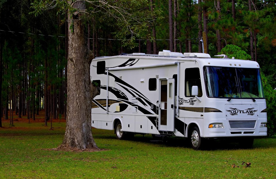 CaCamperRepair's tweet photo. California Camper Repair is here to help you with all of your Camper and RV Repair needs! https://t.co/kkBUYJZXuU #MotorhomeRoofRepair #MotorhomeRoofSeal #CamperRepairSanJose #RVServicesSanJose #RVRepairSanJose https://t.co/cHnRpLzuIx