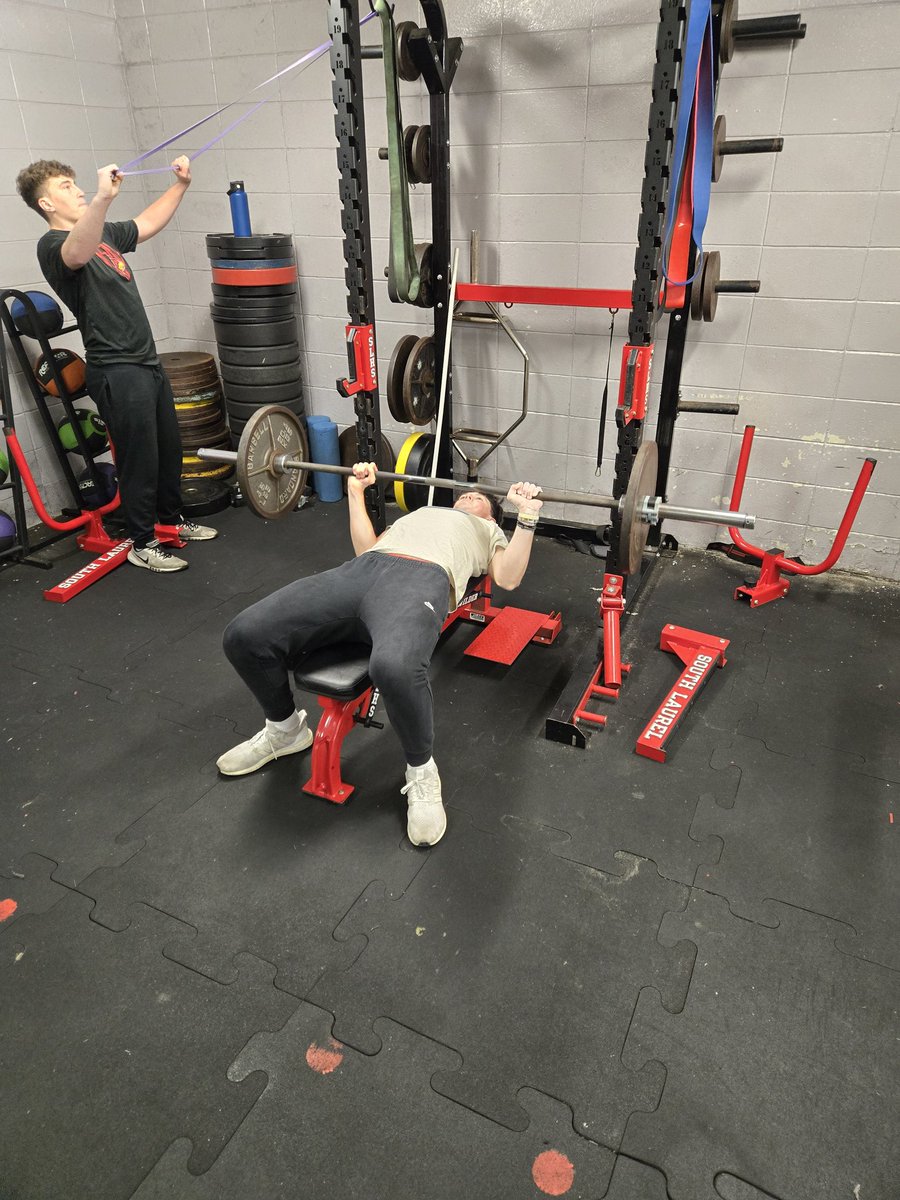 SLCardsbaseball's tweet photo. Just another snow day lift!!!! #ironsharpensiron https://t.co/kZbM48cTsD