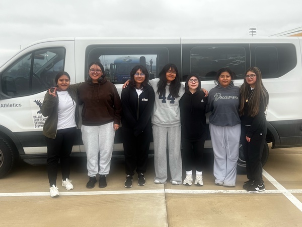 TennisWTW's tweet image. Cold and rainy week of tennis at Krum HS.@ClubWtw @WTWLonghorns @WTWHighSchool