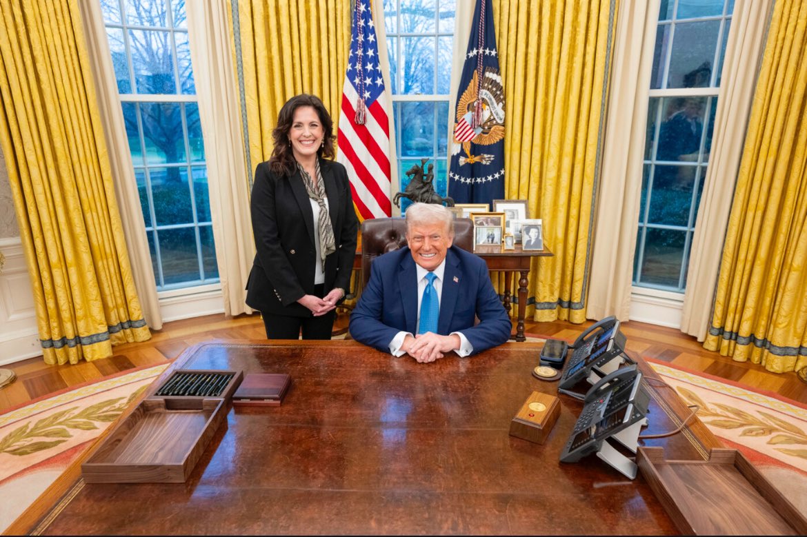 4TiffanyJustice's tweet image. Happy President’s Day! @realDonaldTrump
It’s an honor to stand with a President who will Fight Fight Fight for every American! #MAGA 🇺🇸