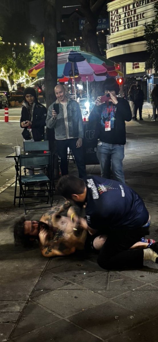 Chiamikaa's tweet image. Anyone know who took video of this here and could @ them? I&apos;d love to use it in some Juantent 🤣