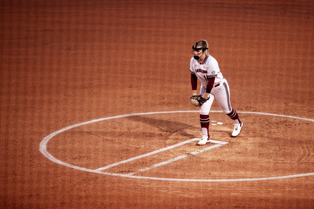 The Cockpit (@sc_cockpit) on Twitter photo 𝗨𝗣 𝗡𝗘𝗫𝗧🐔
🥎: <a href="/GamecockSoftbll/">South Carolina Softball</a> vs. North Carolina
📅: Tuesday, Feb. 18 | 6PM
🏟️: Carolina Softball Stadium 𝗨𝗣 𝗡𝗘𝗫𝗧🐔
🥎: <a href="/GamecockSoftbll/">South Carolina Softball</a> vs. North Carolina
📅: Tuesday, Feb. 18 | 6PM
🏟️: Carolina Softball Stadium