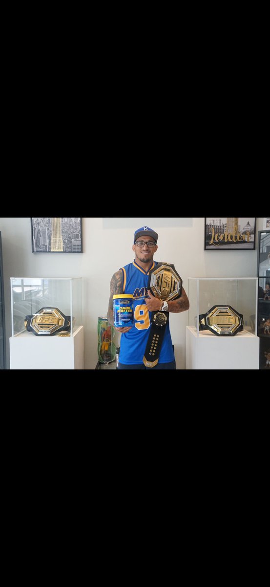 mhpstrongusa's tweet photo. Charles Oliveira with his favorite Post workout supplement

MHPs Dark Matter 
@CharlesDoBronxs 

https://t.co/aD44WEQnKo https://t.co/SEeAv6Wgcl