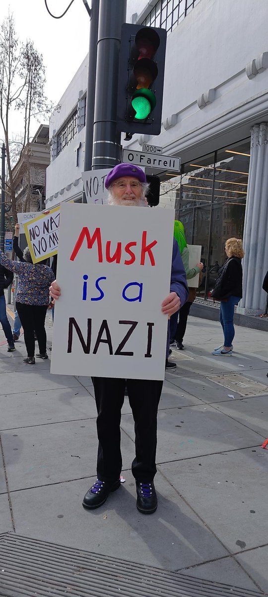Elon Musk is a Nazi. tweet media