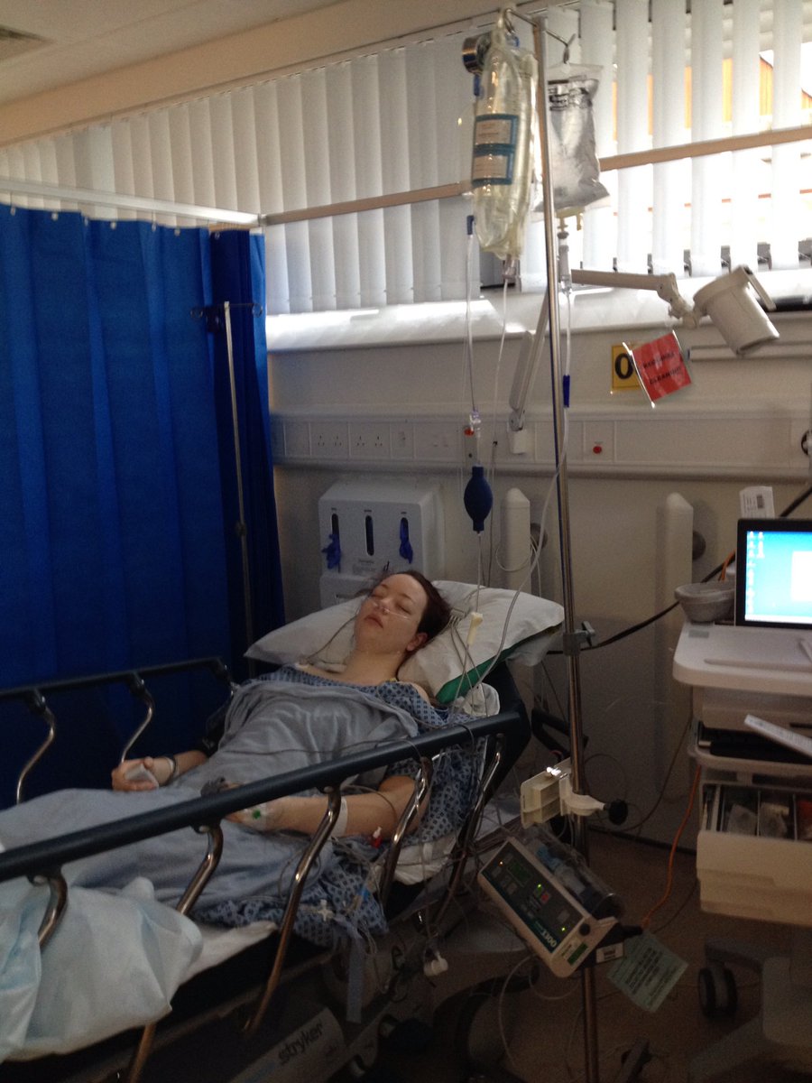 14 years ago today our wonderful daughter donated a kidney to a stranger just because she could. Amy we couldn’t be prouder xxx