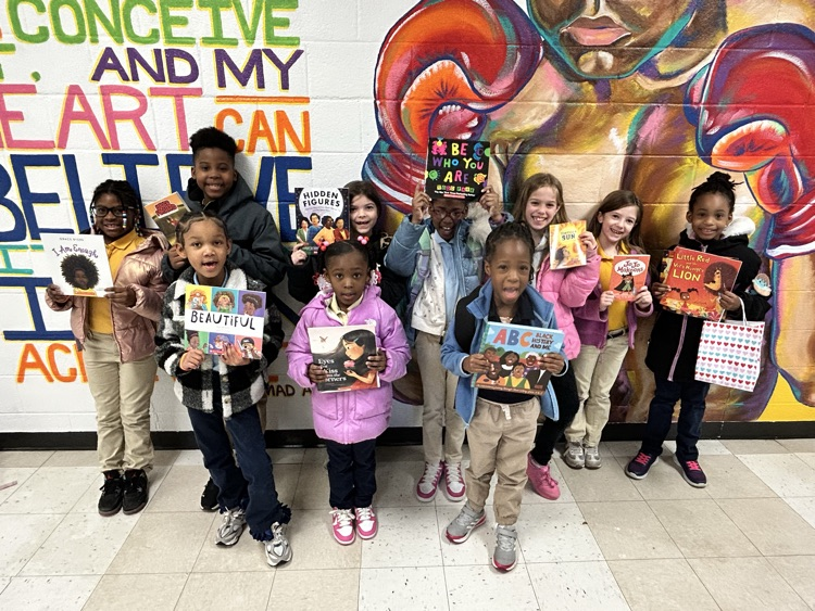Congrats to our weekly reader leaders who read during arrival and won a free book!