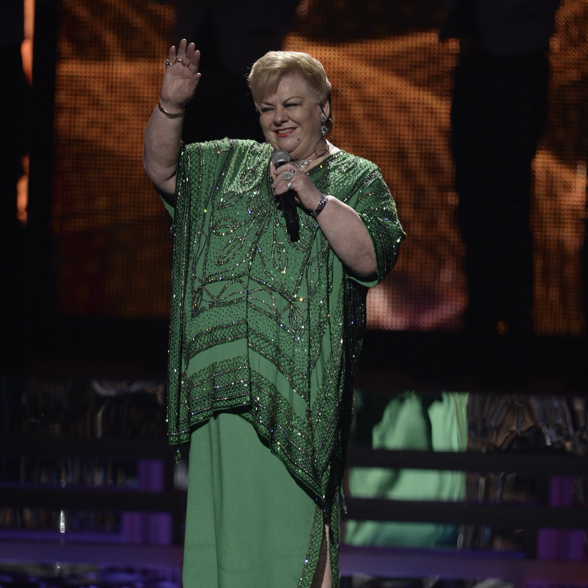 Lamentamos el fallecimiento de una voz icónica de la música mexicana: Paquita la del Barrio, nominada al #LatinGRAMMY y al #GRAMMY, deja un legado inolvidable en la música latina con su inigualable interpretación. Descanse en paz.