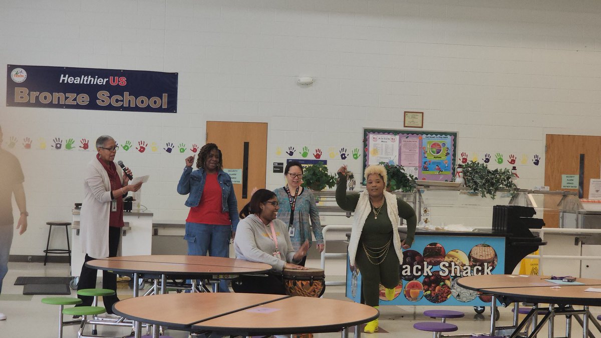 EastGarnerES's tweet photo. Team Building at it's best!!! Data digging next. Our staff did a phenomenal job! Special shoutout to @ThePrincipalFai and Ms. Holland for helping us organizing these activities #Teamwork @WCPSS @JamesOverman4 @SEasternArea https://t.co/8UbbZ2nKSI