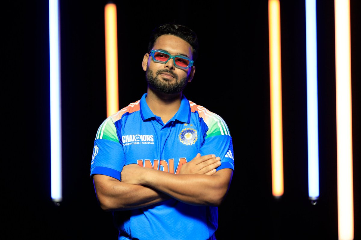 SkyBlueFTW25's tweet photo. AURA 💙 The CLUTCH MASTER 💪

#RishabhPant #HardikPandya #TeamIndia https://t.co/8So9GSJ35F