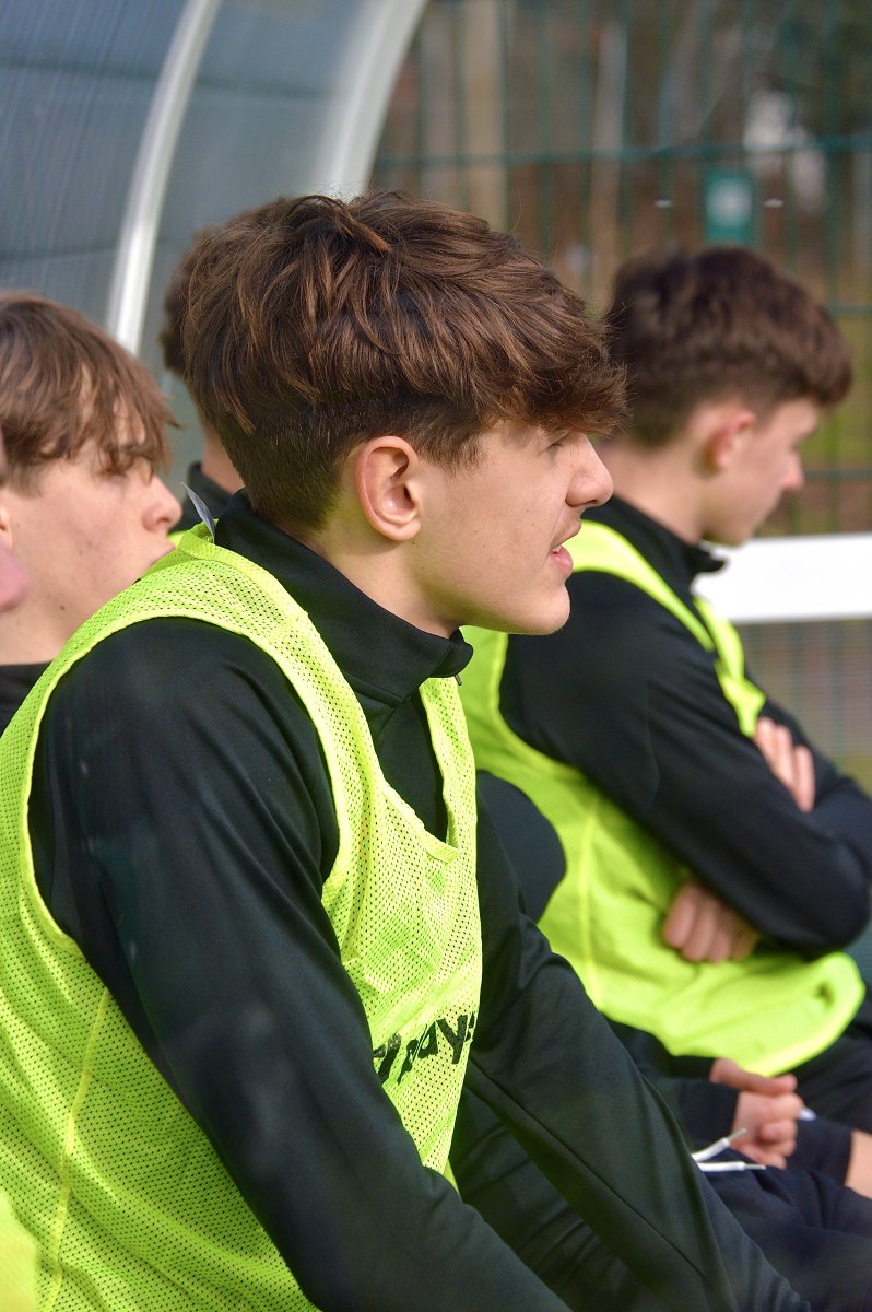 Day 1 of  Soccer Profile ‘s Elite Football Experience! ⚽️

Their journey kicked off with a bang as the team traveled from Devon to take on the West Bromwich Albion Foundation. The players gave it their all on the field and had an incredible experience.

Next stop: Liverpool! 🚍⚽️