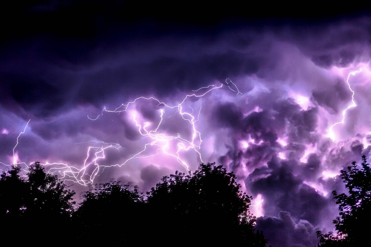 fpstechnologies's tweet photo. Unpredictable weather, material shortages, and shipping delays are all inevitable issues that can cause a project to lag behind. 

That’s why it’s important to build delays into your timeline and be conservative with scheduling your project. https://t.co/LtBqcEngUQ