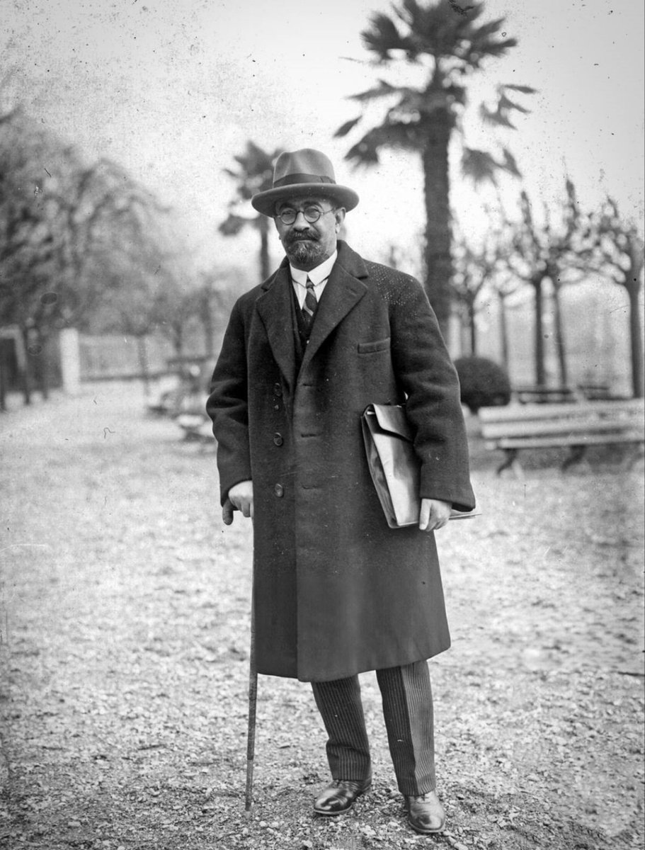 محمد علی فروغی :
مملکت ما ایران است و ما ایرانی هستیم و پدران ما هم ایرانی بوده‌اند»