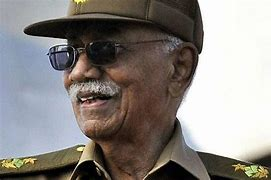 Juan Almeida Bosque, vive entre todos los cubanos 
#SantiagoDeCuba 
<a href="/LaCmkc/">Amigos de la Cmkc</a>