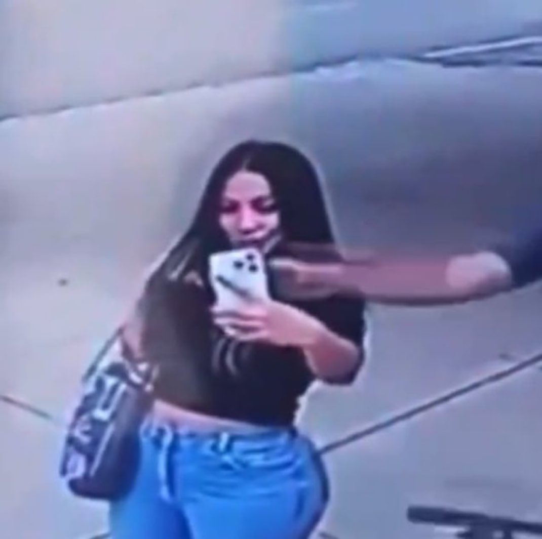 nescauprontinho's tweet image. Já vi uma reprovar na minha faculdade, a tema dela era a criminalização do aborto e basicamente ela apresentou falando capítulos da bíblia kkkkjjj