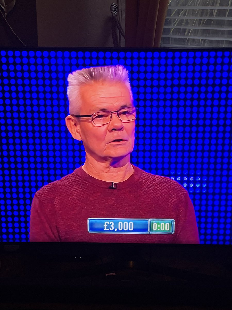 Now, Johnny Unitas - there's a haircut you could set your watch to! #TheChase