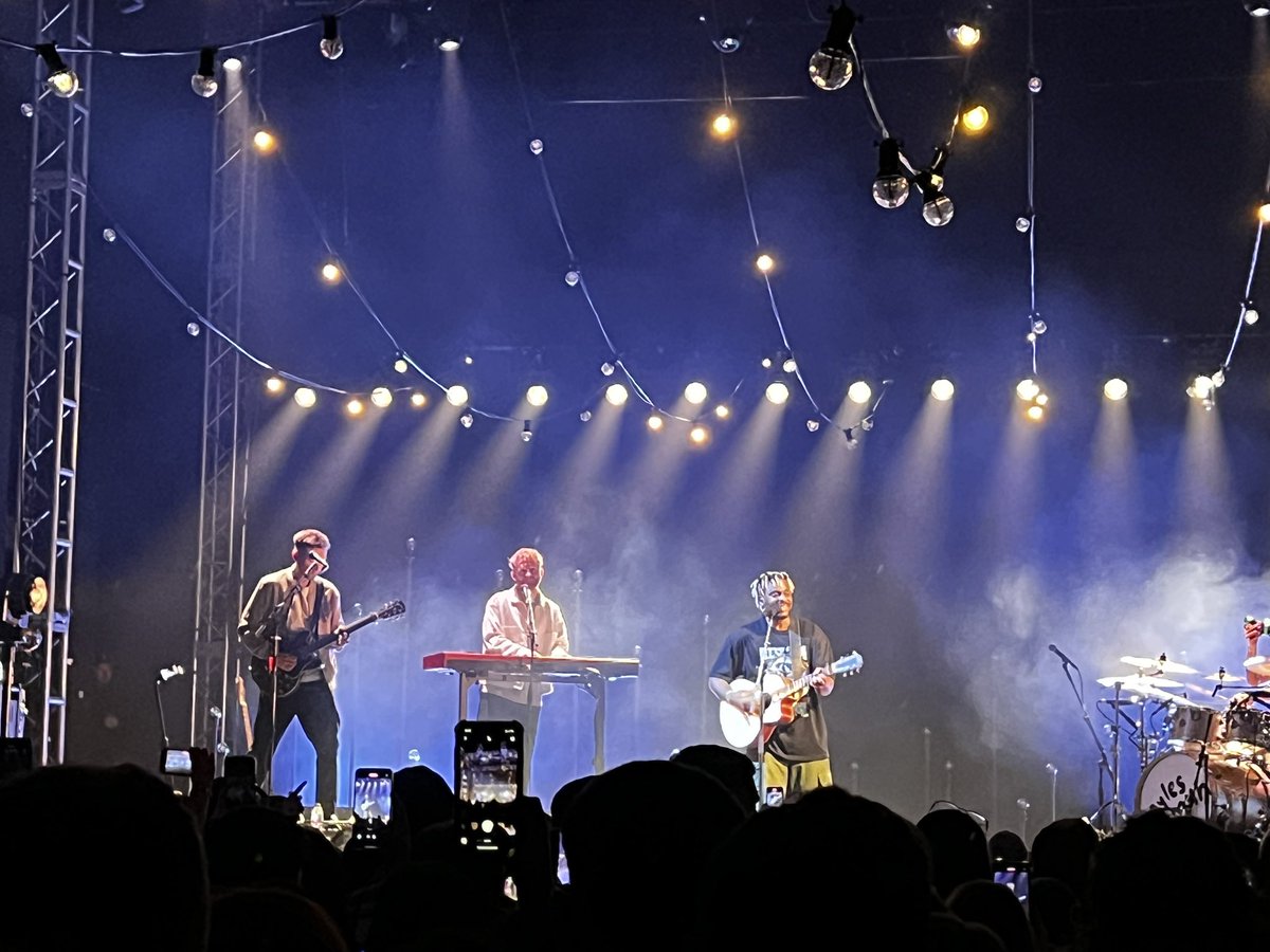 Great night out on Saturday watching seeing <a href="/MylesSmithUK/">Myles Smith</a>  and <a href="/NunezAdrien/">Adrien Nuñez</a>