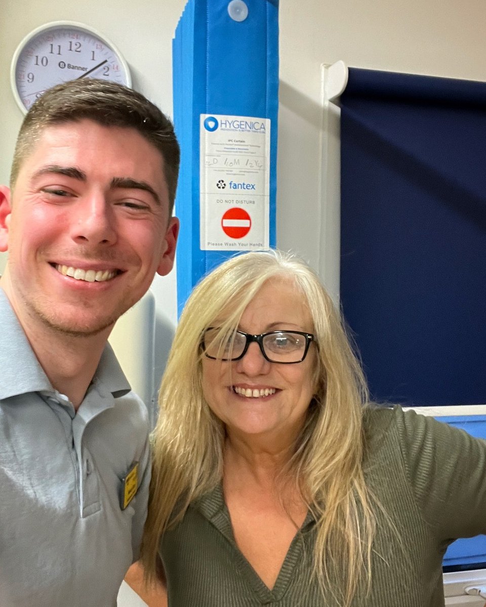 A mum who was one of the first patients in east Kent to have a less invasive type of hip replacement was home just a few hours after the operation.
Lynn Dommett went down for surgery at 10am at K&amp;C's elective orthopaedic centre and was home by 4.30pm: ekhuft.nhs.uk/news/i-had-a-h…