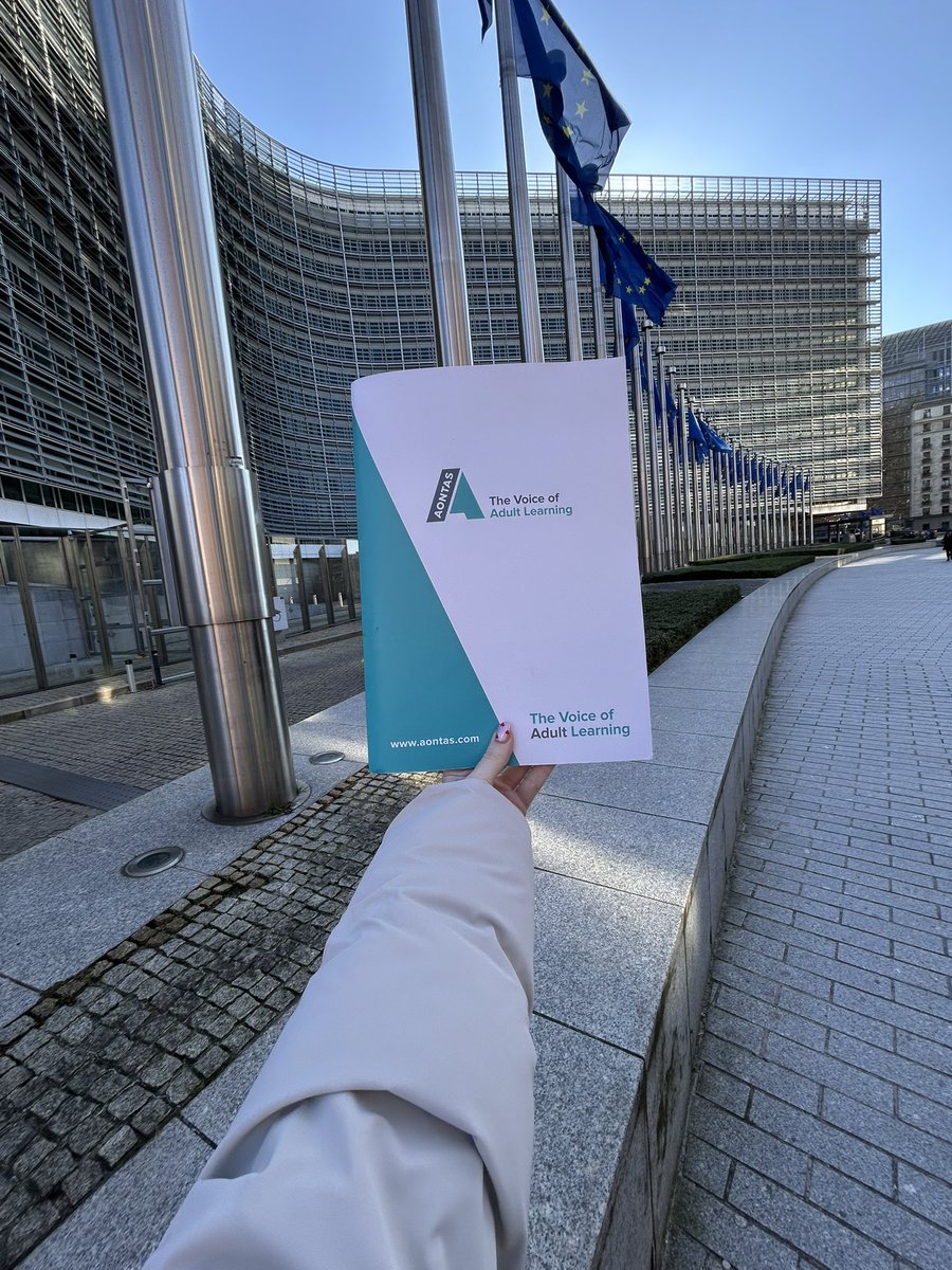 kaylarita98's tweet image. What a day! 🤭🇪🇺

#ThisIsFET #AdultLearning #LearnersAsLeaders #UnionOfSkills @aontas
