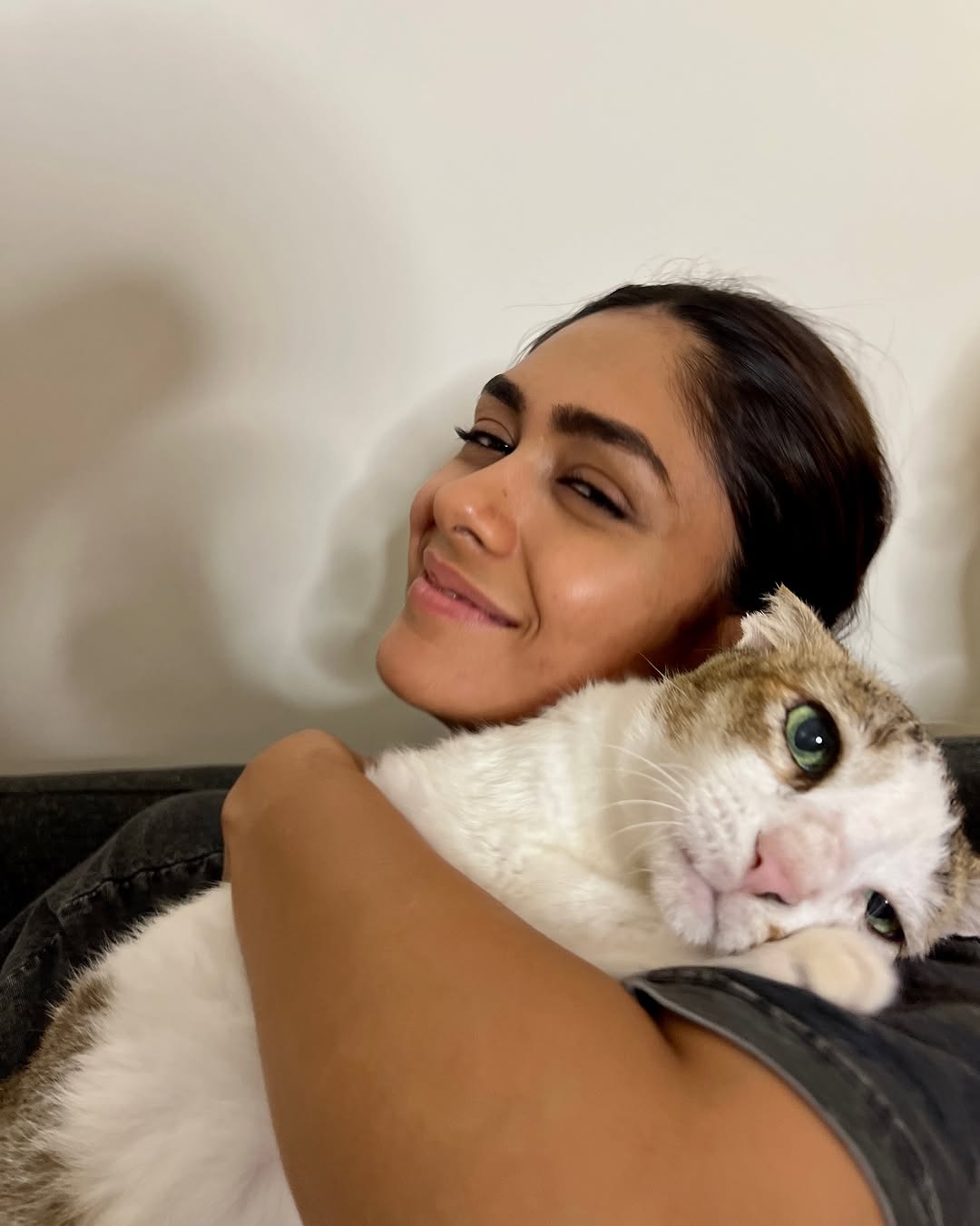 GkAY4FuW4AABl9-?format=jpg&name=large