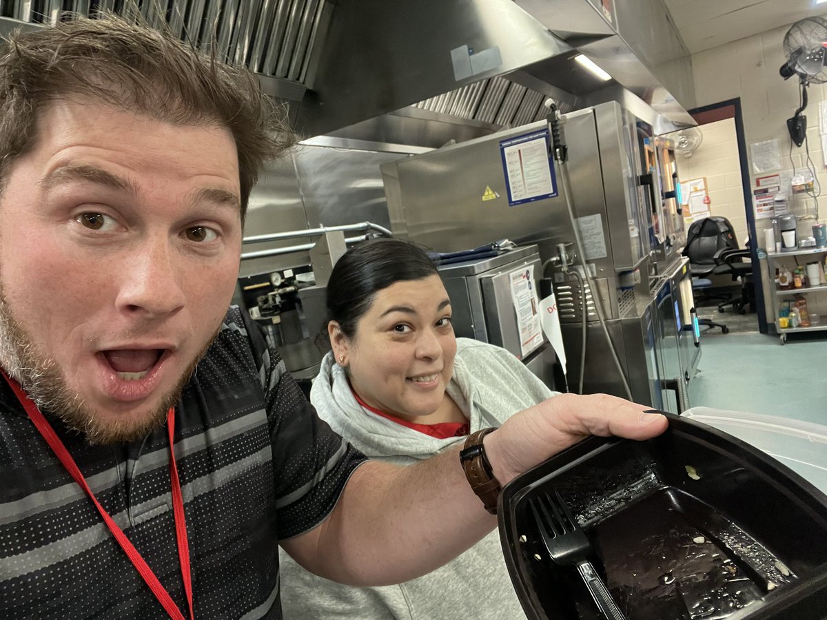 Charles Gideon tweet media