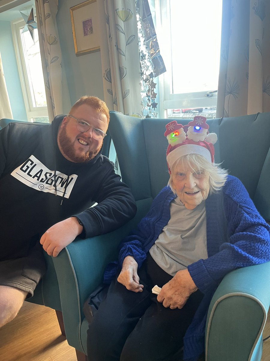 official1bigred's tweet image. My little nana is 100 years of age  on March 5th and her care home and trying to get her as many cards as possible. 🩷