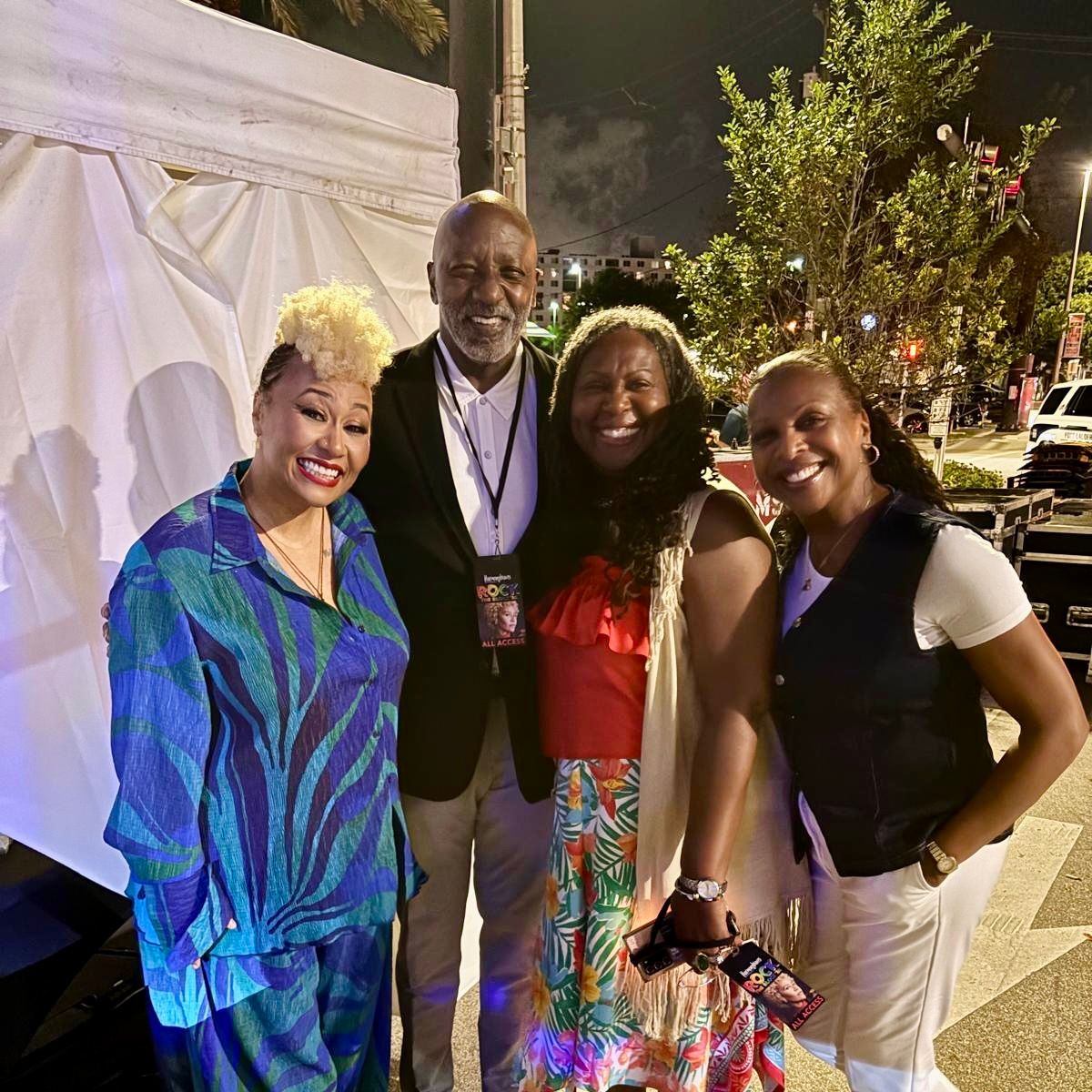 Emeli Sandé tweet media