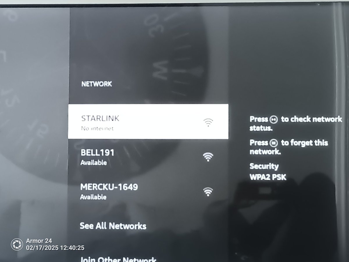 holakb1022's tweet photo. Starlink is down in Ontario.@elonmusk kindly advise as such.... https://t.co/HOJvSMOCP0