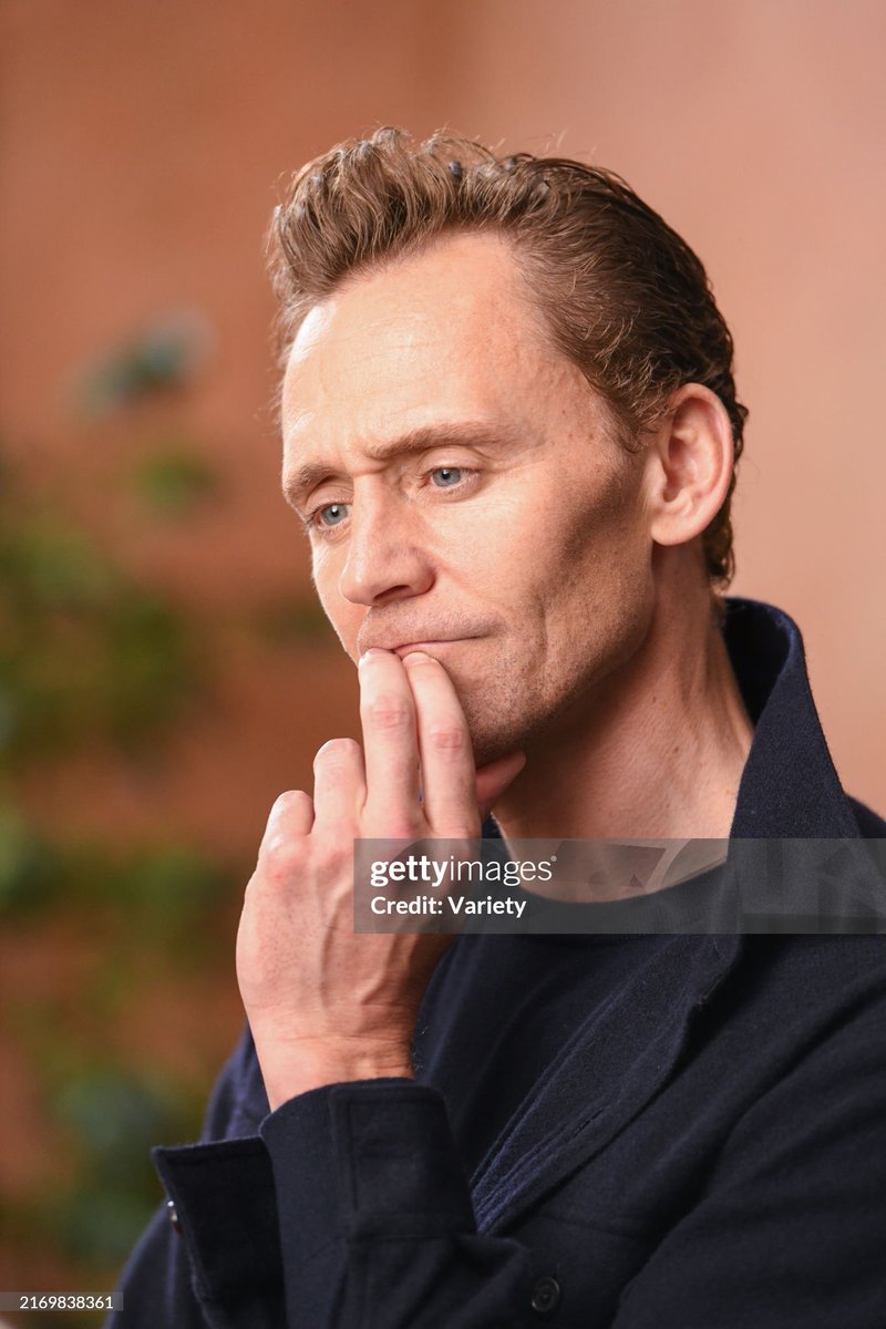 binestom's tweet image. I have my own little world but it’s ok - they know me here.
(unknown author)
#TomHiddleston and my everlasting love and support for an extraordinary actor and human being.