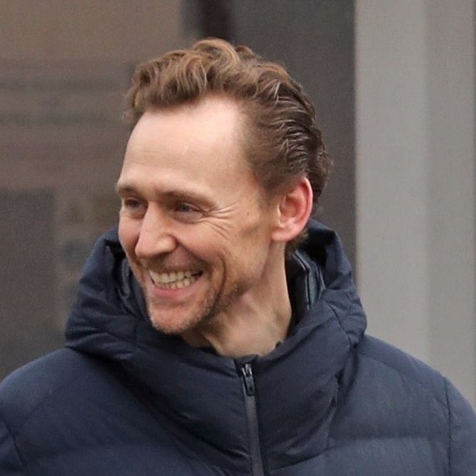 binestom's tweet image. I have my own little world but it’s ok - they know me here.
(unknown author)
#TomHiddleston and my everlasting love and support for an extraordinary actor and human being.