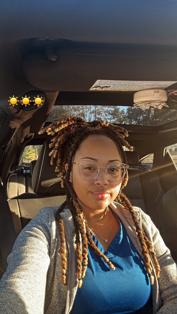 MiyaaG__'s tweet photo. The locs are luscious 🌱✨ https://t.co/nPusxe4NoB