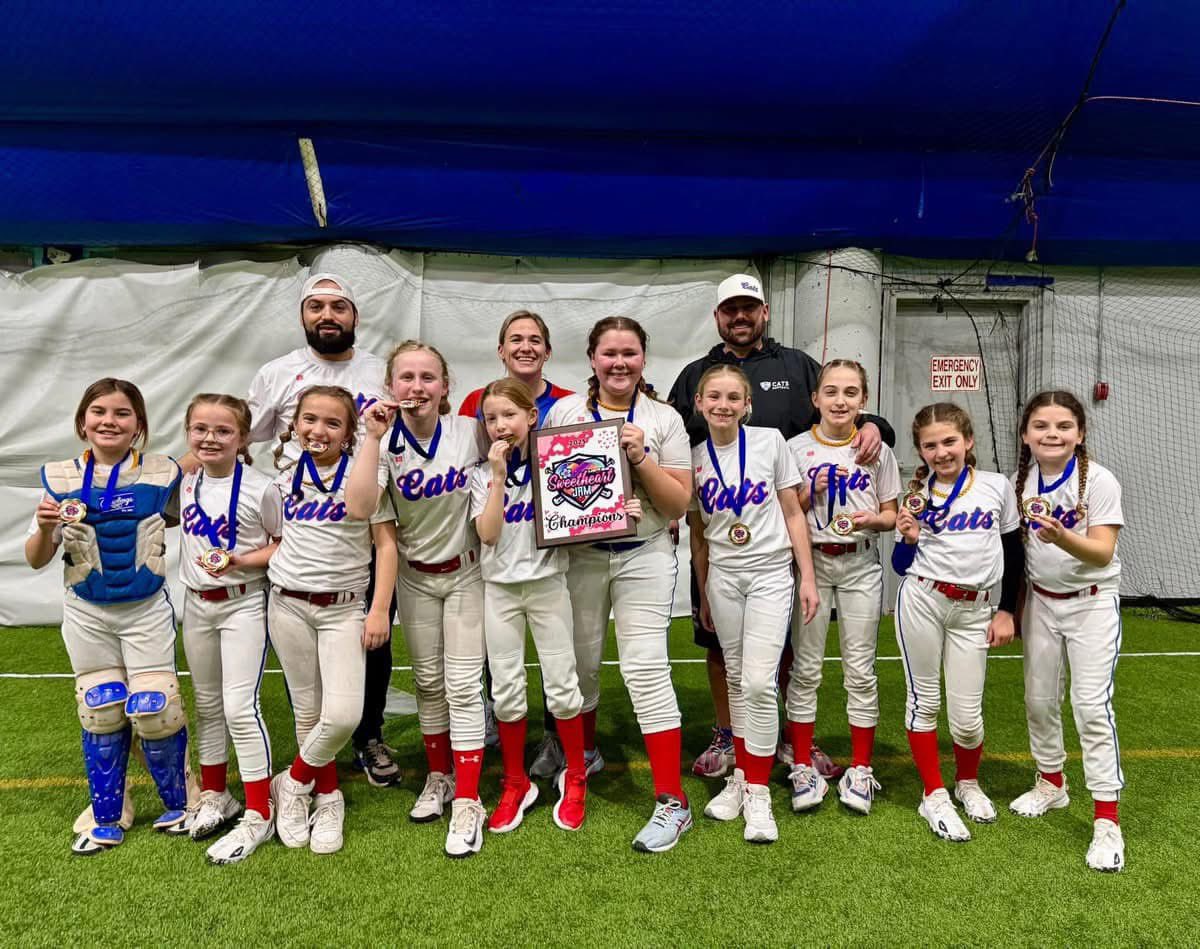 Congratulations to 10u Cats-Erickson for bringing home the championship at the Sweetheart Jam in West Lafayette.  Way to go ladies!