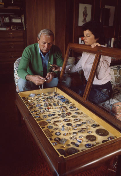 TheGolfDivoTee's tweet image. Arnie and Winnie -

Arnold Palmer was voracious collector of all things golf.