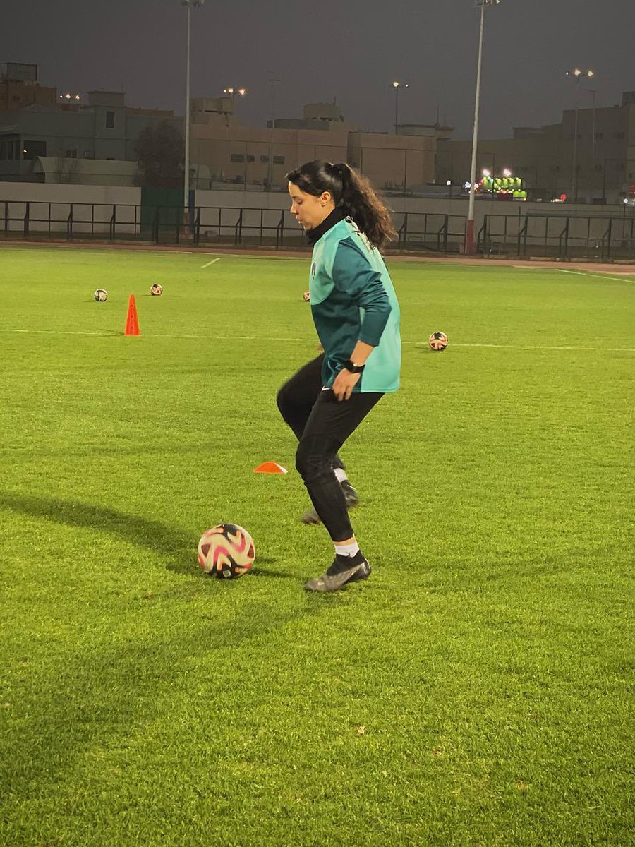 #سيدات_الشعلة
مساء الأثنين 💙💚