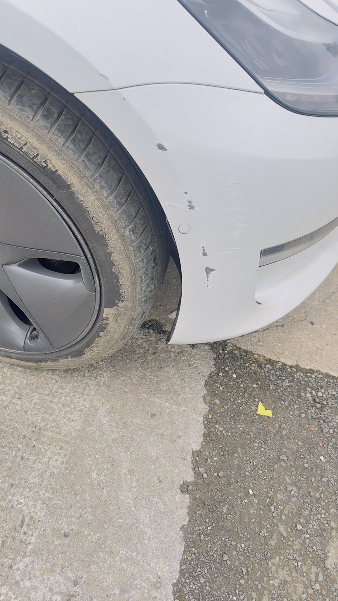 usifohofure's tweet photo. @Tesla  &amp; @elonmusk  would it possible for the next tesla update to disable the  accelerator input and lock the brakes when the stop message comes up?
This should happen when you get very close to a wall or an object. This would definitely prevent an accidental crash like this. https://t.co/OHpYQRaSVF